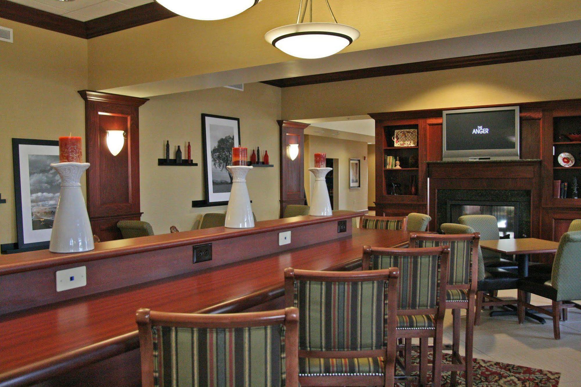 Hampton Inn Indianapolis Northwest - Park 100 Екстериор снимка