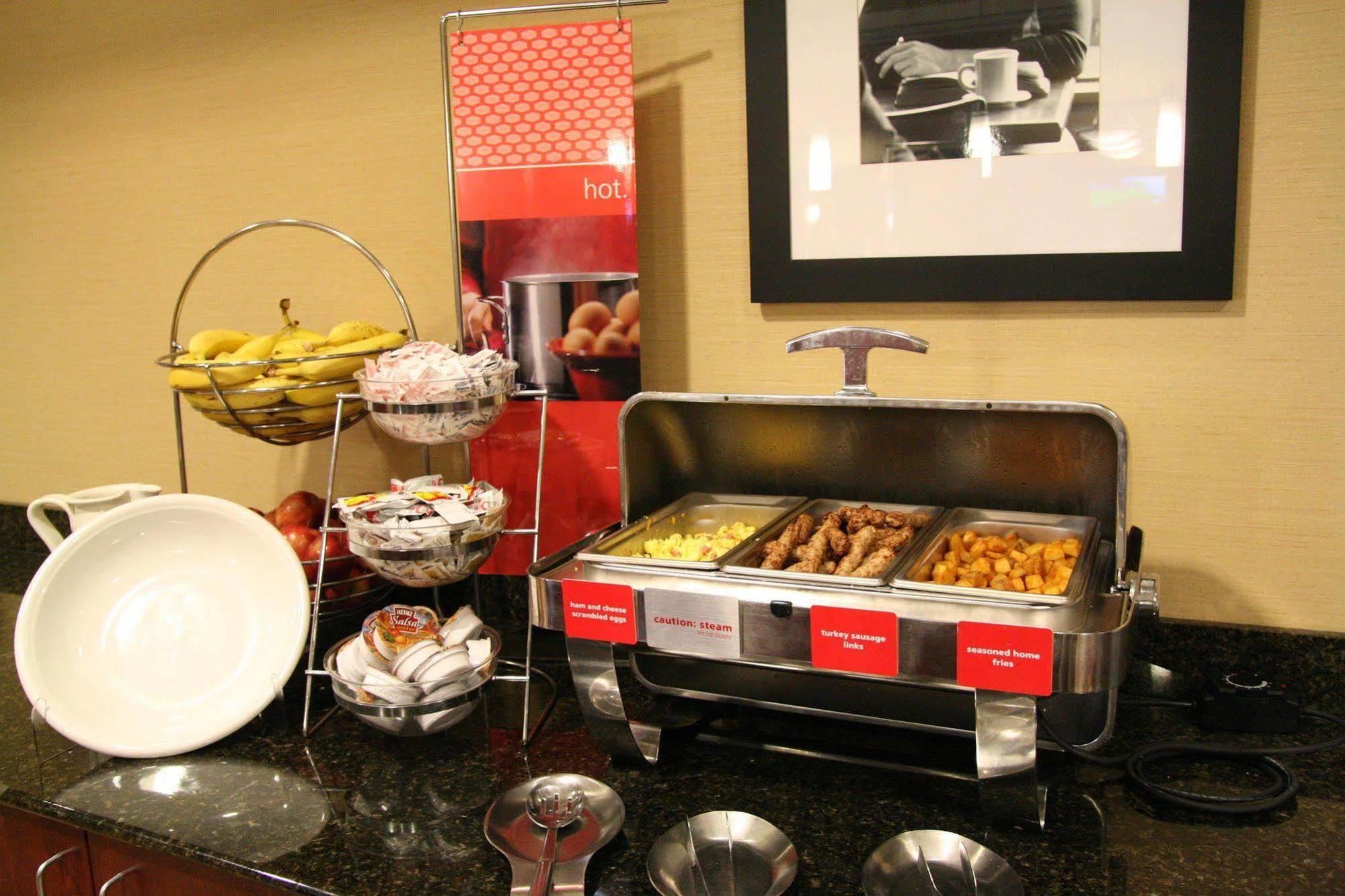 Hampton Inn Indianapolis Northwest - Park 100 Екстериор снимка